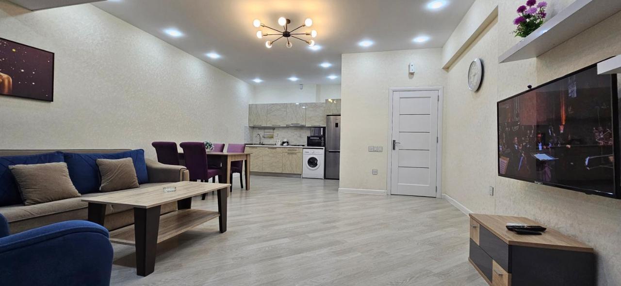 Park Azure Comfortable Apartment باكو المظهر الخارجي الصورة